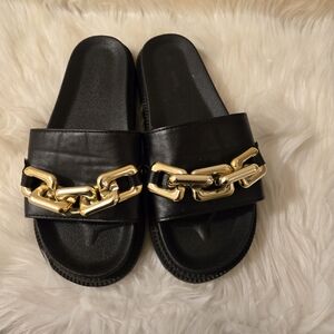 Black Slipper Slides with Gold Chain Accent Size 8 -EUR 39